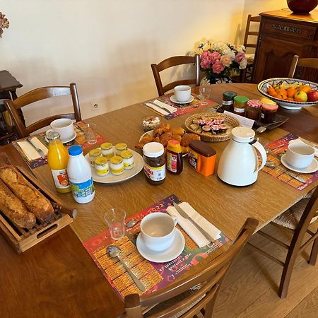 Bed and Breakfast Les Crepinieres Шартр Екстер'єр фото